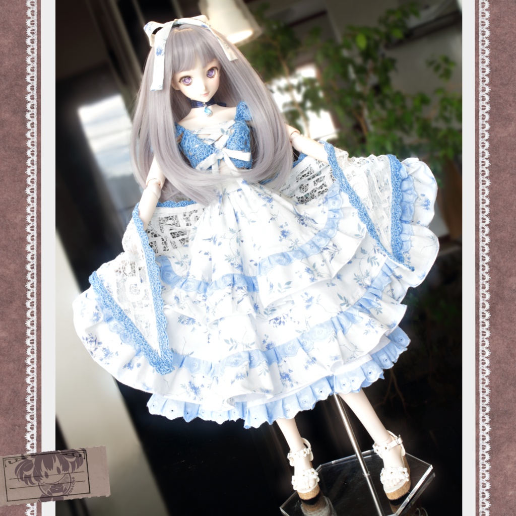 DDサイ ズL胸•dy胸用フリルスカート(白地)&綿ニットトップスセット