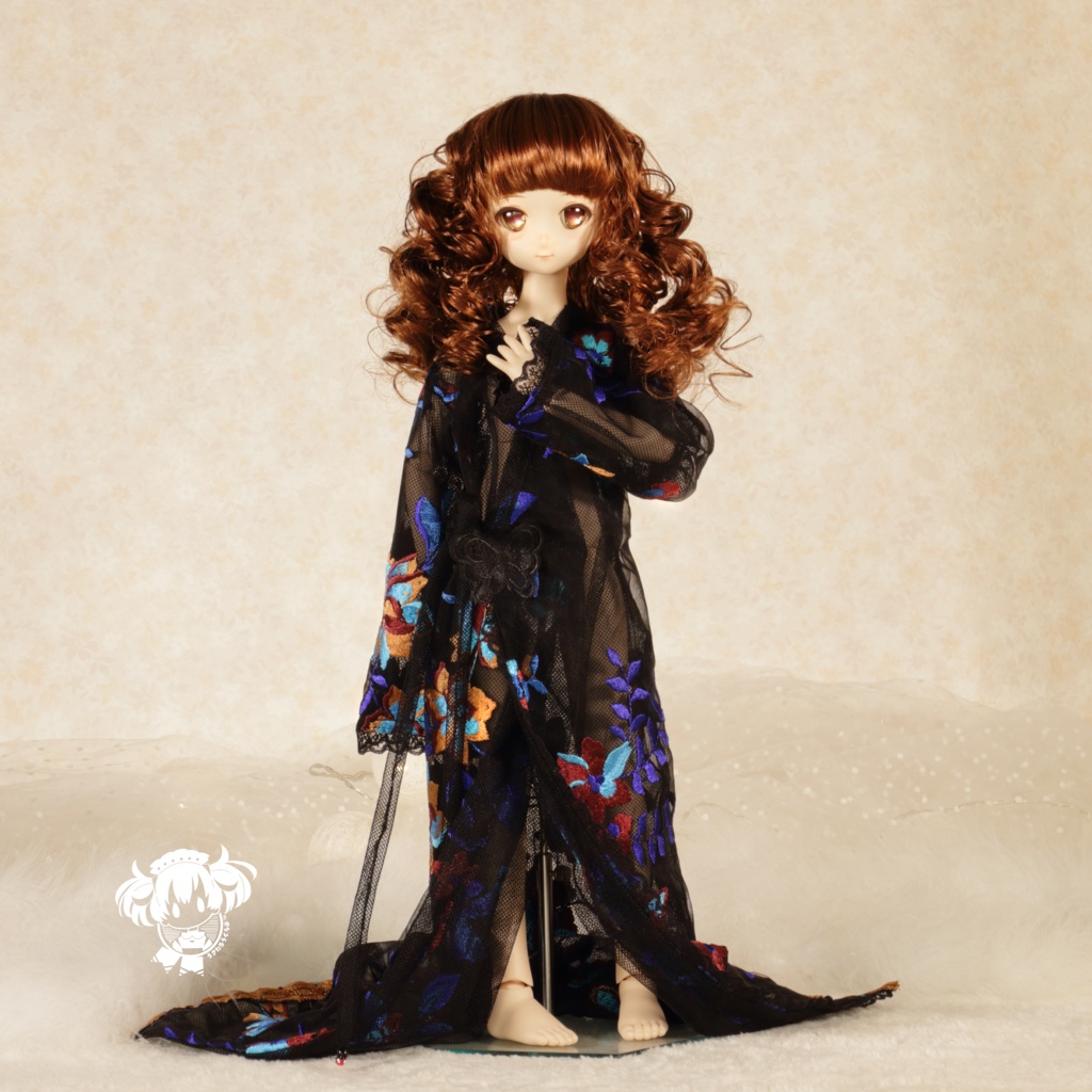 DD(S胸、M胸、L胸,dy胸)MDD シアーししゅうガウン