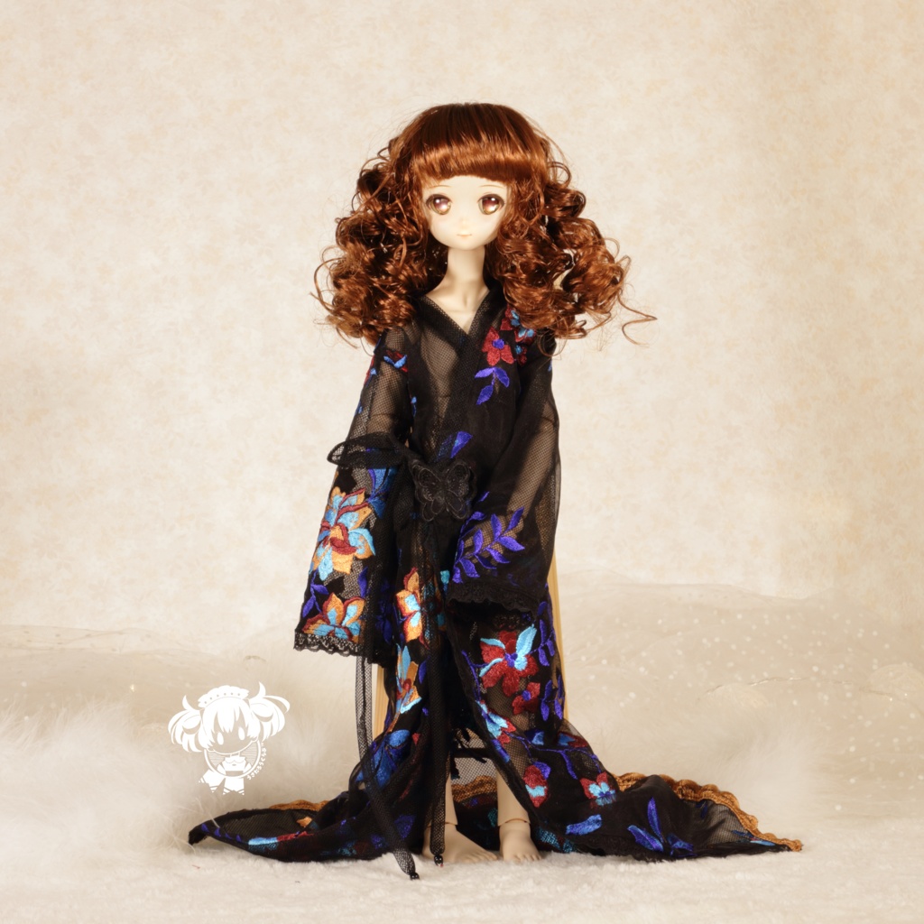 DD(S胸、M胸、L胸,dy胸)MDD シアーししゅうガウン