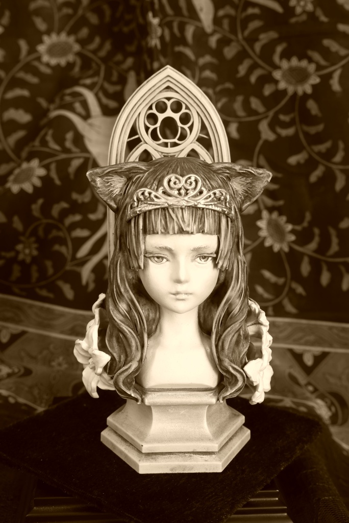 【ねこ女王】ガレージキット