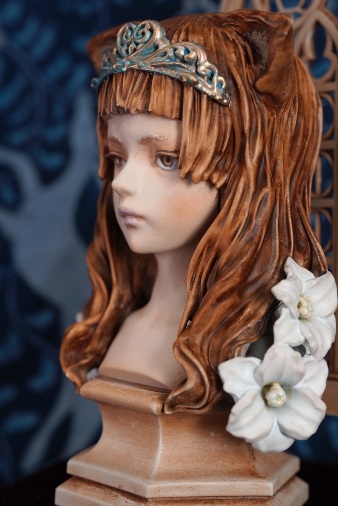 【ねこ女王】ガレージキット