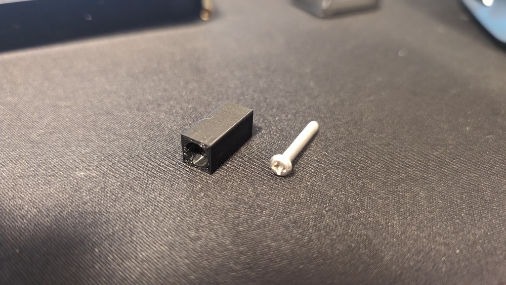 次世代mp5 G&Pのハンドガード装着時のガタ取りスペーサー