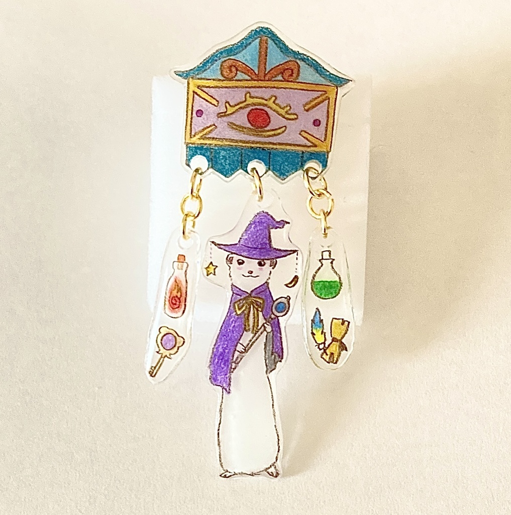 月夜にひらくフェレット店主の魔法屋ブローチ