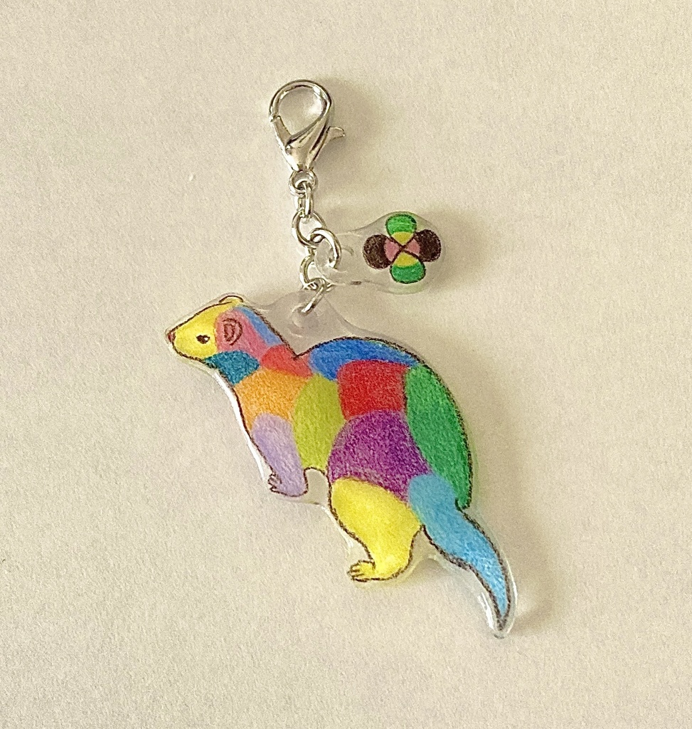 しあわせ四葉とカラフルフェレットチャーム