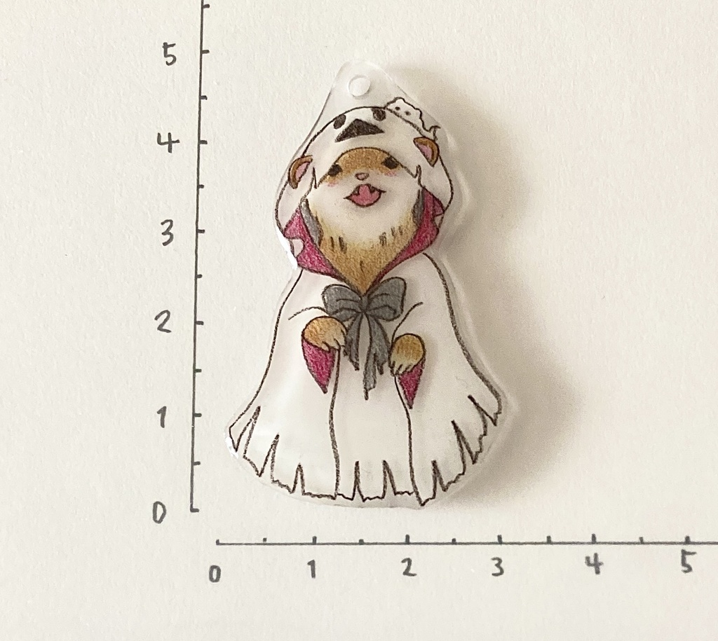 ちいさなともだちとフェレットさんのふわふわおばけチャーム
