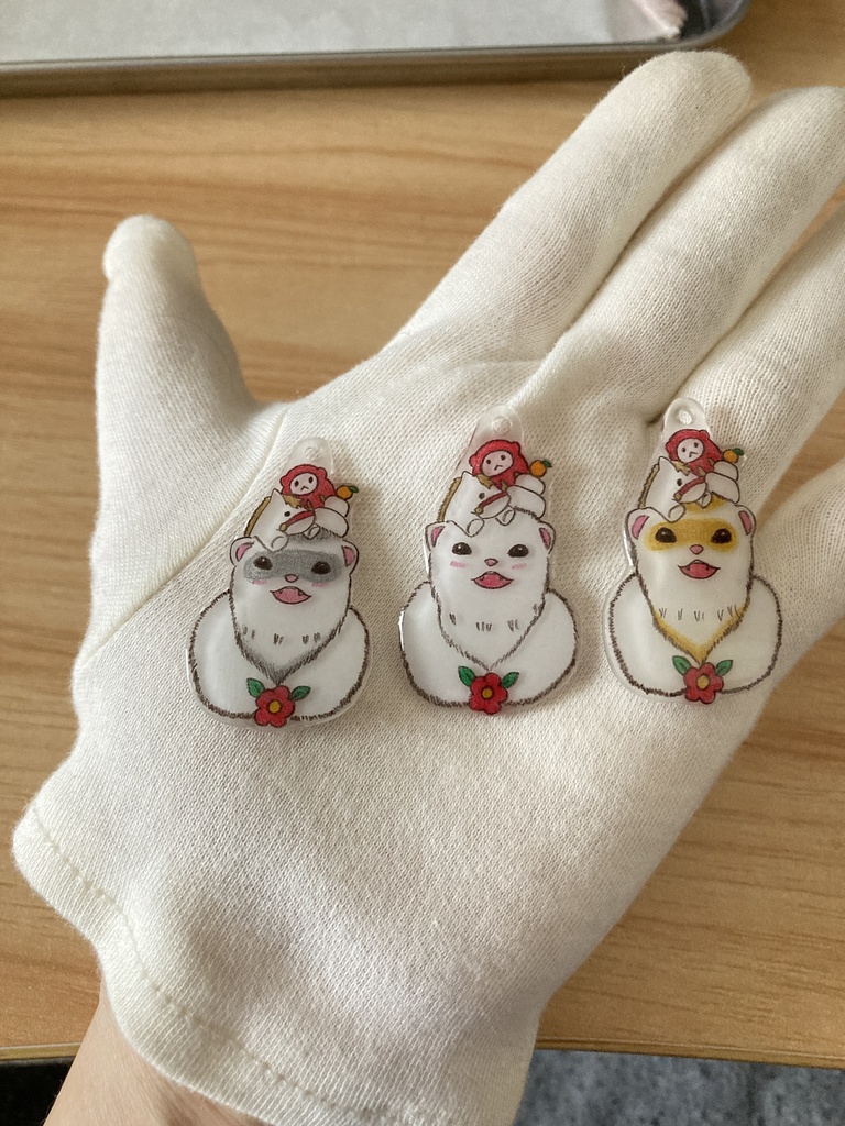 干支(午)と福飾りのフェレットチャーム