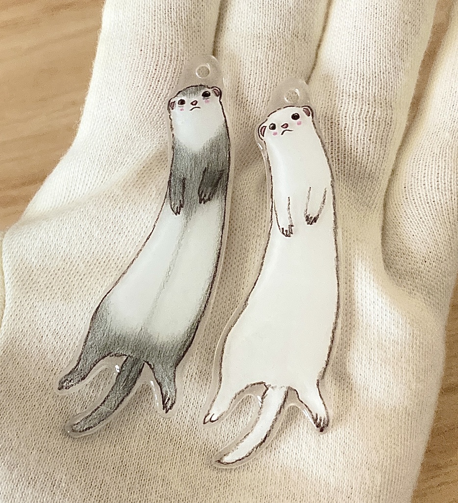 なに見てるの?ごろん寝フェレットチャーム(全4種)