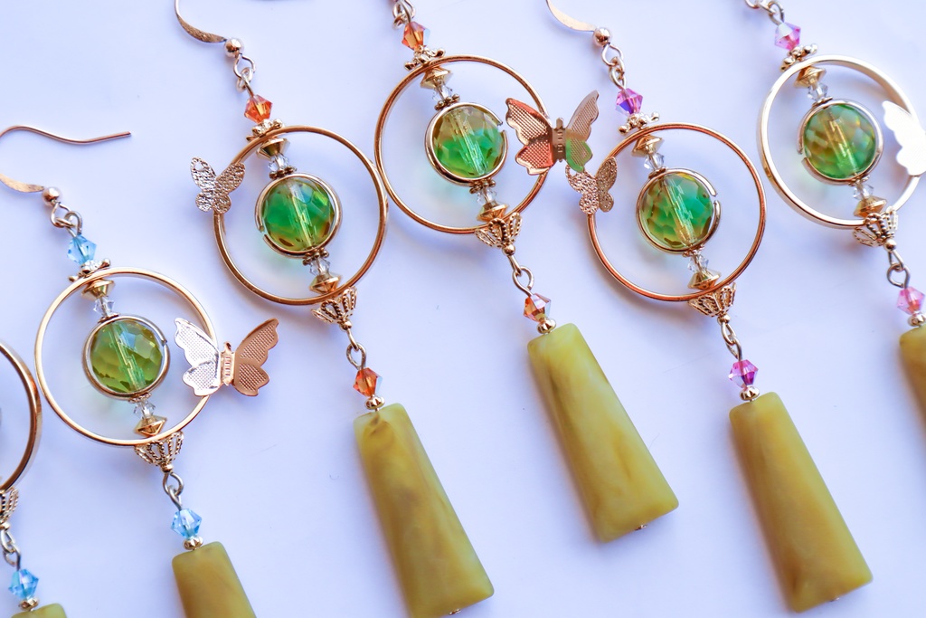 プロセカ／東雲彰人／耳飾り