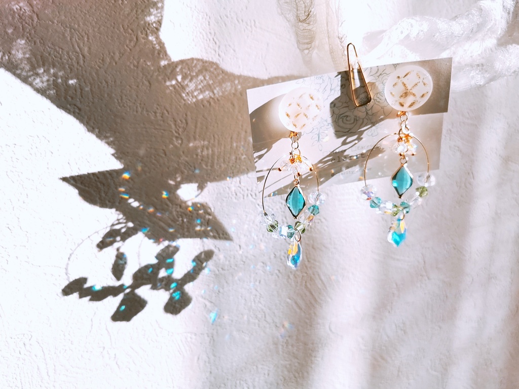 キラキラフープピアス