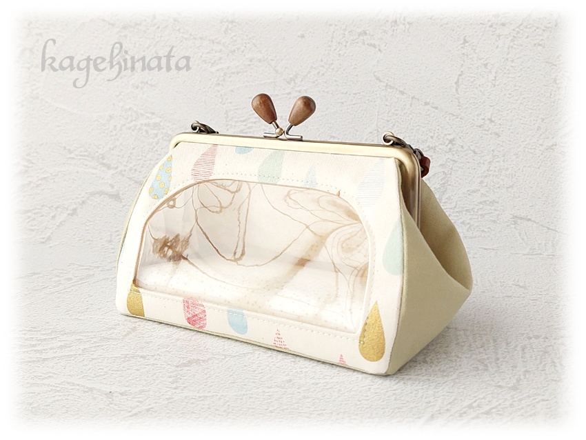 一緒におでかけ!もちマスポーチ(カラフルしずく:くすみグリーン)