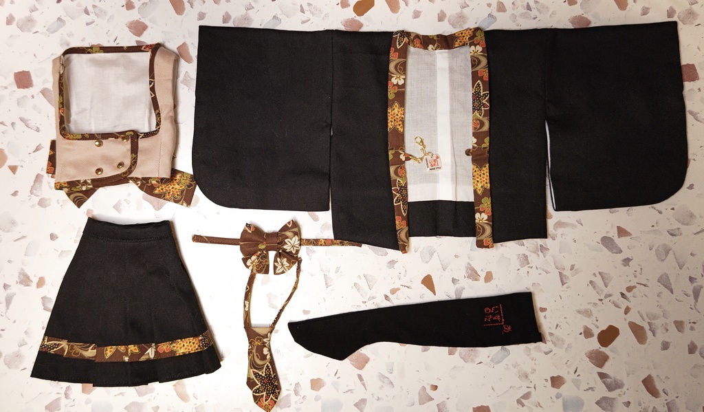 ☆【SALE】私立あかねすたいる学園制服セット DDサイズ(桃×茶色地に紅葉)☆