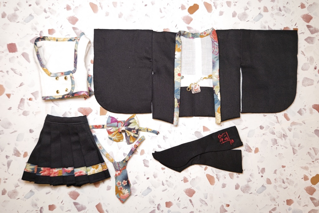 ☆【SALE】私立あかねすたいる学園制服セット MDD/DDPサイズ(白×水色地に花柄)☆