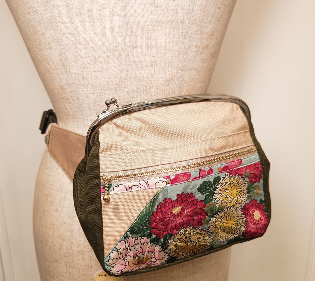 【SALE】☆がま口ボディバッグ兼ウエストバッグ(人間さん用)☆