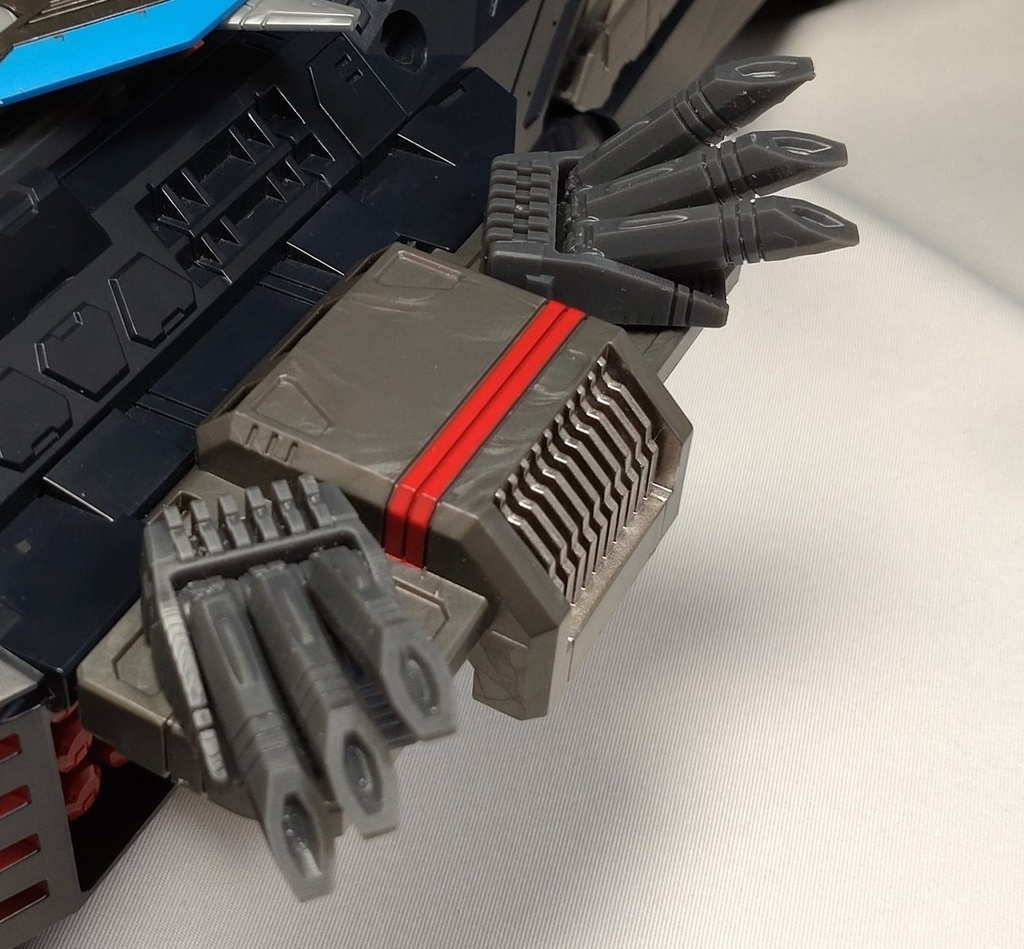 砲身可動砲台:砲身3本