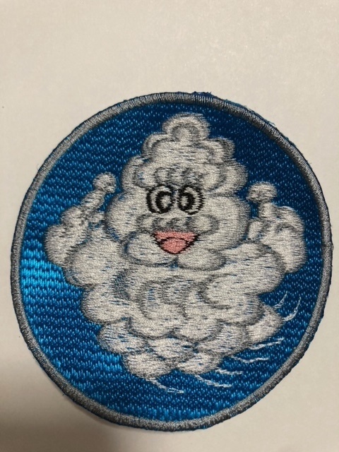 ワッペン　灰色