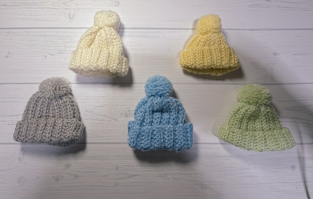 ポンポンニット帽　S