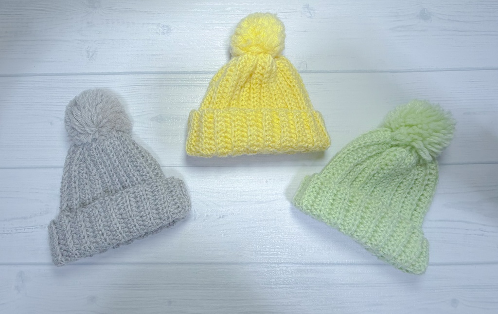 ポンポンニット帽　M