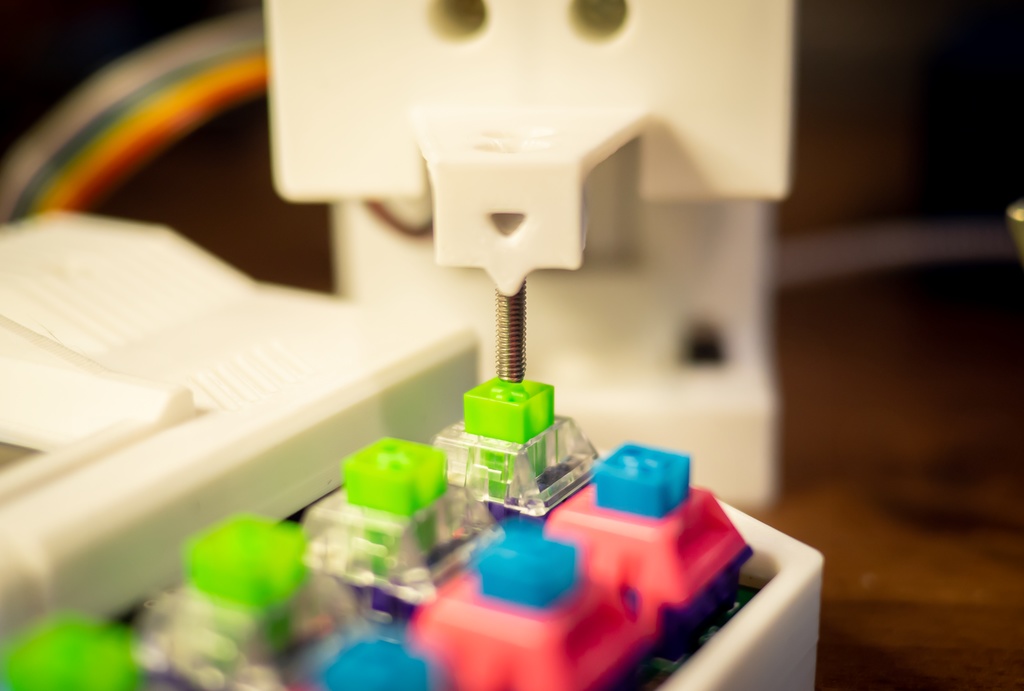 フォースカーブ測定マシン「軸の秤」