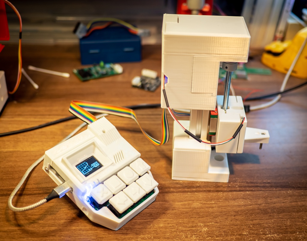 フォースカーブ測定マシン「軸の秤」