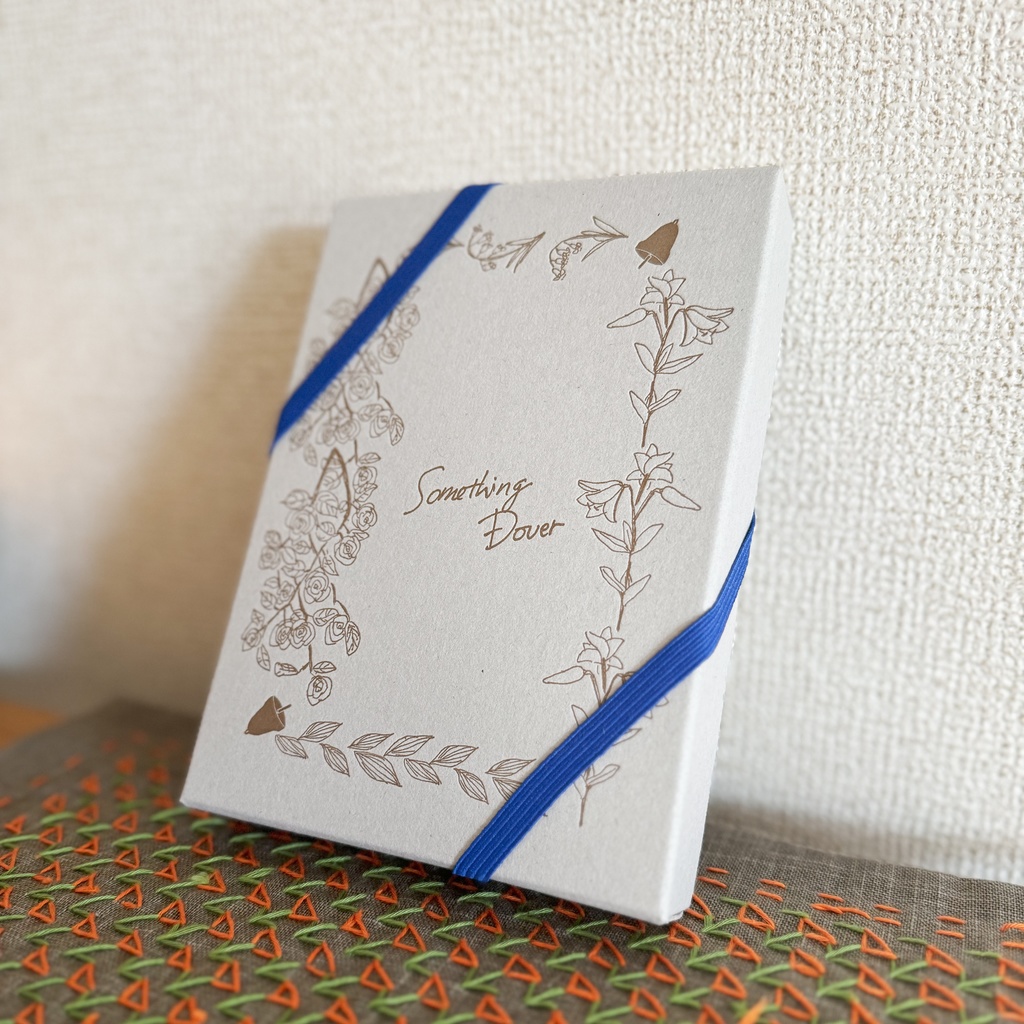 【送料込み/同梱不可】ポストカードボックス