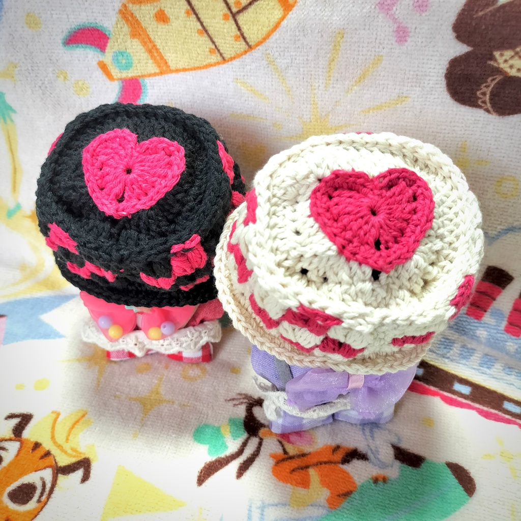 ハート模様のバケットハット