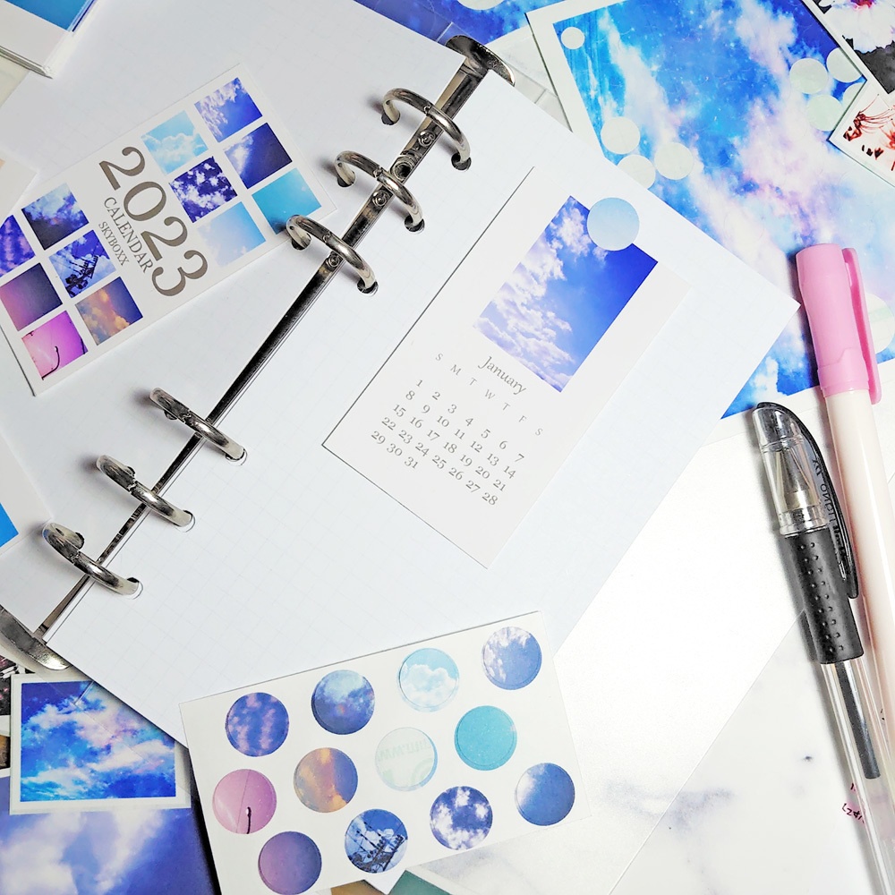 【特集掲載 / 4月始まり】2023カードカレンダー