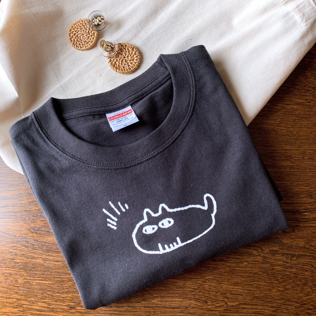 おねこプリントTシャツ
