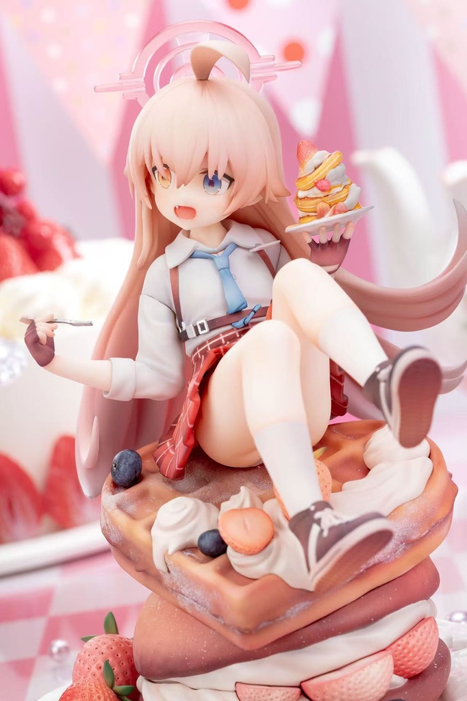 『小鳥遊ホシノ~スイーツタイム ver』ガレージキット