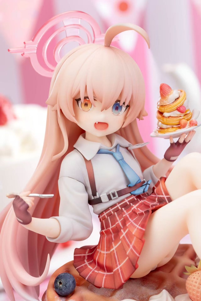 『小鳥遊ホシノ~スイーツタイム ver』ガレージキット