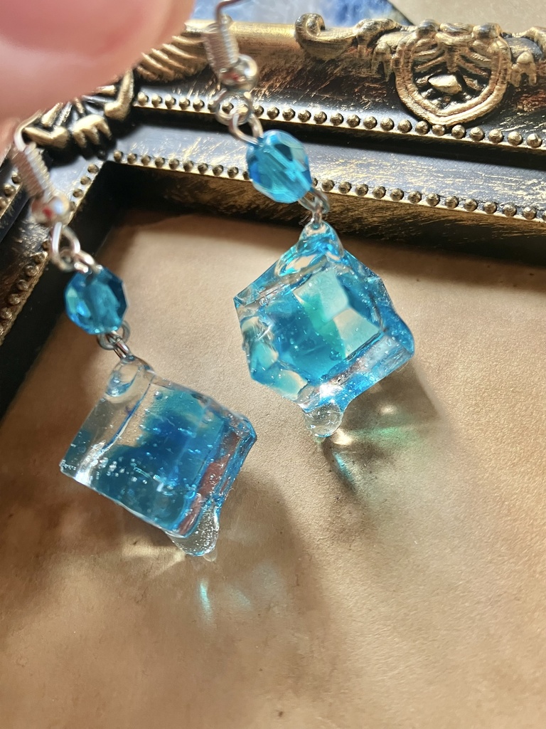 シロップ滴るサイダーゼリー　ピアス　イヤリング