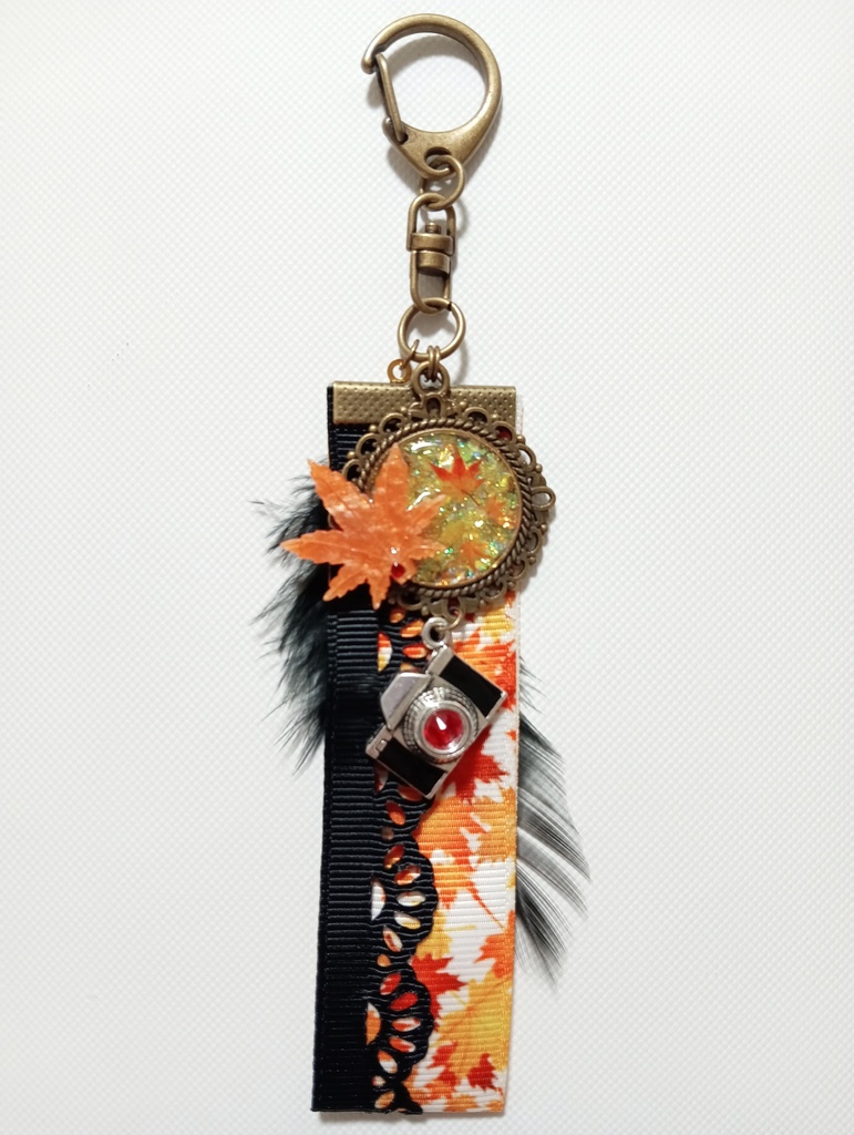 東方レジンキーホルダー(射命丸文)