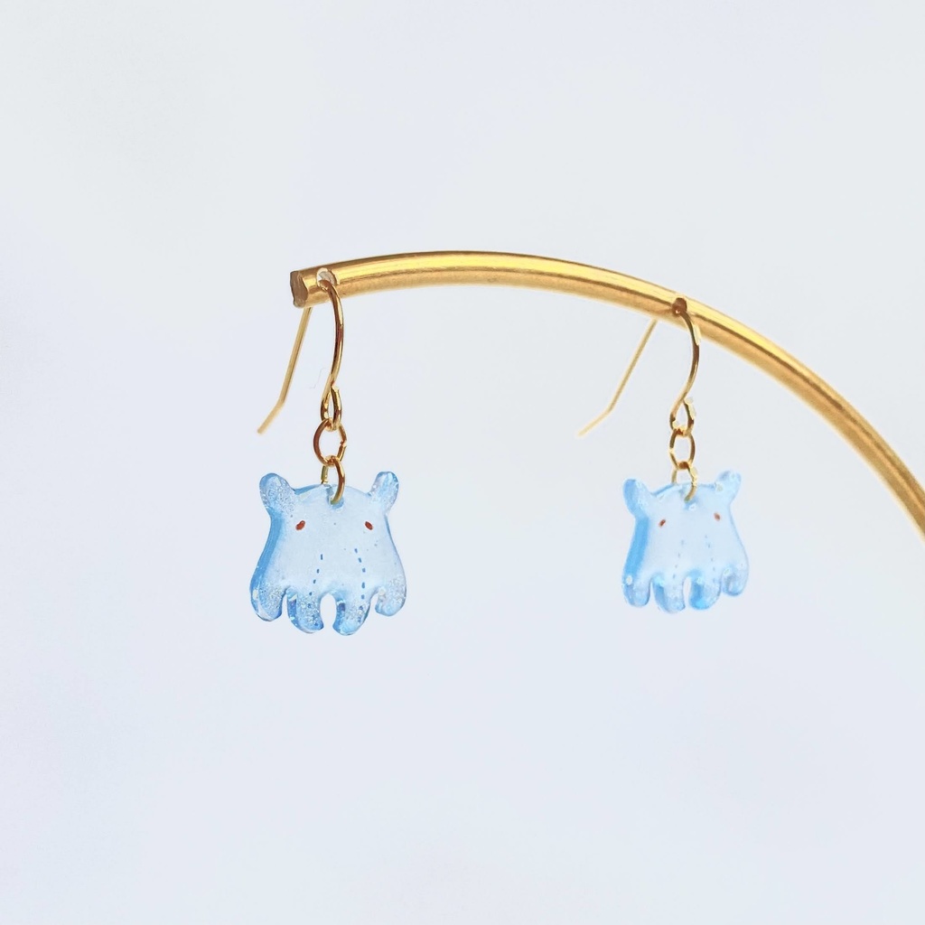パステルブルーなメンダコ ピアス/イヤリング