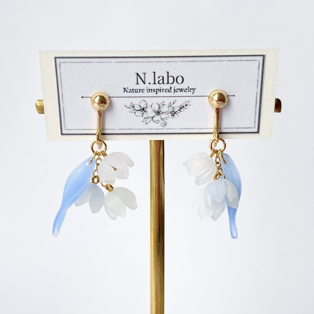 青のすずらん ピアス/イヤリング