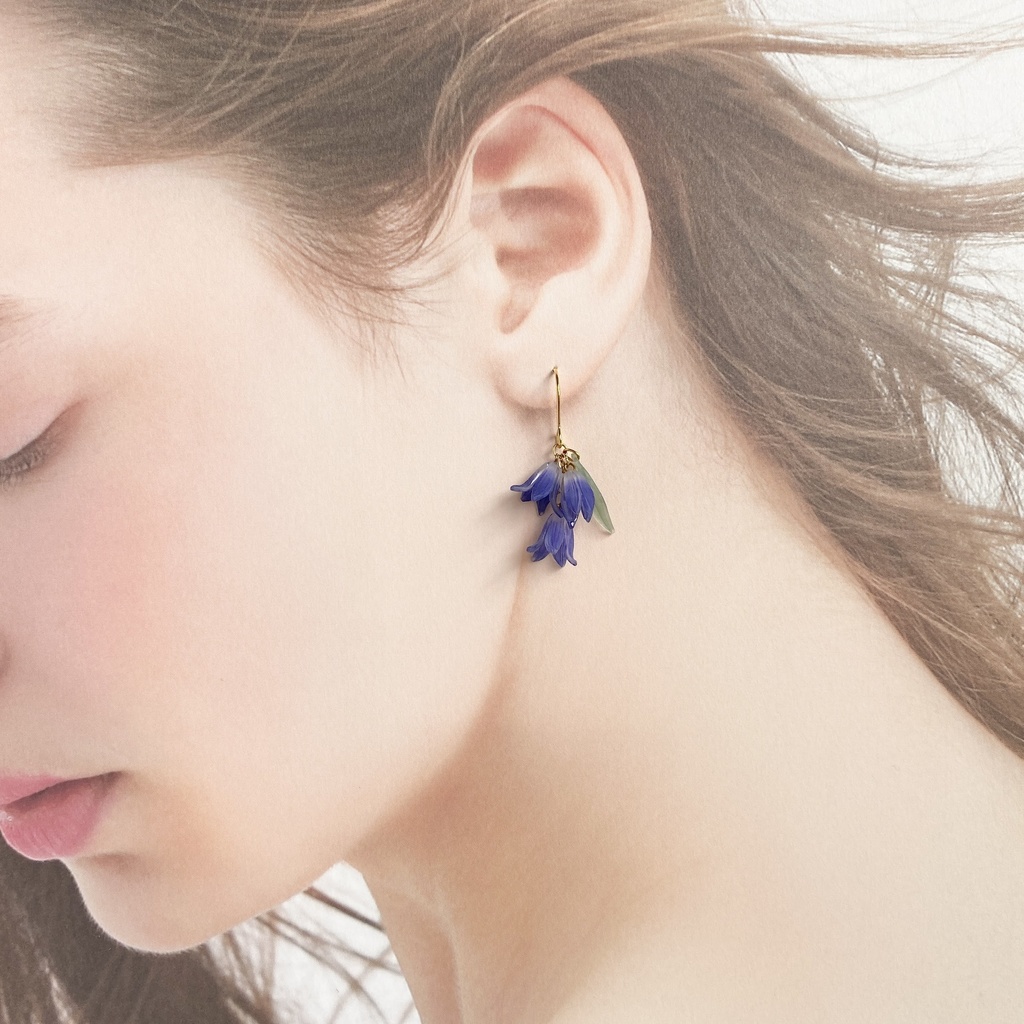 リンドウ ピアス/イヤリング