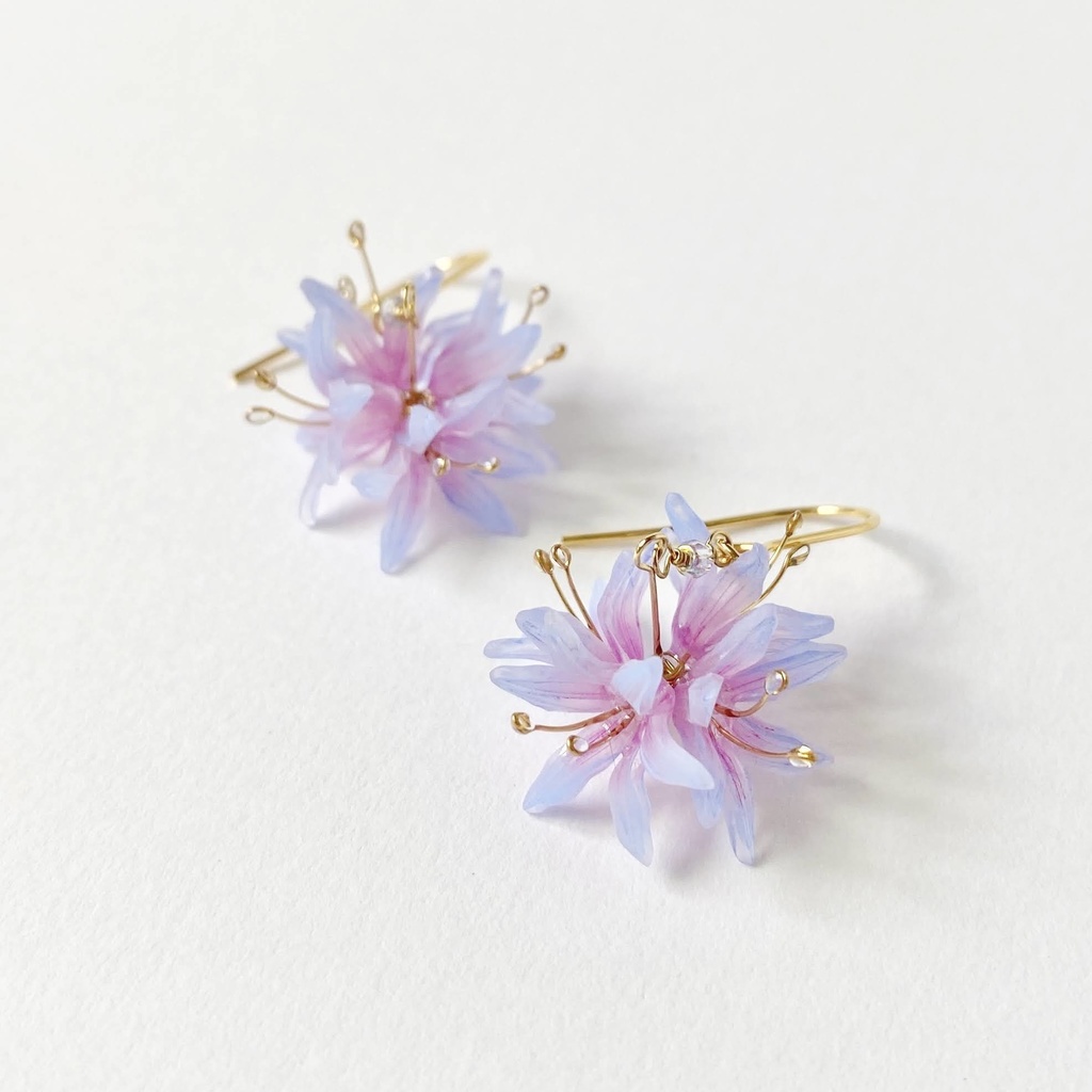 リコリス・スプレンゲリー ピアス/イヤリング