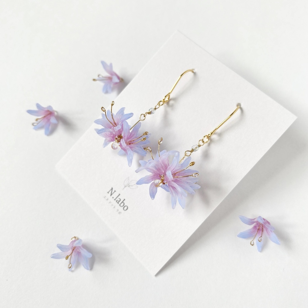 リコリス・スプレンゲリー ピアス/イヤリング