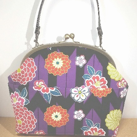 がま口バッグ大　2Way　菊と矢絣　紫系