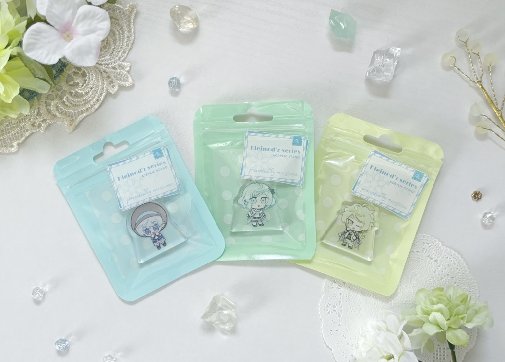 自立する! ミニアクリルスタンド (3種)