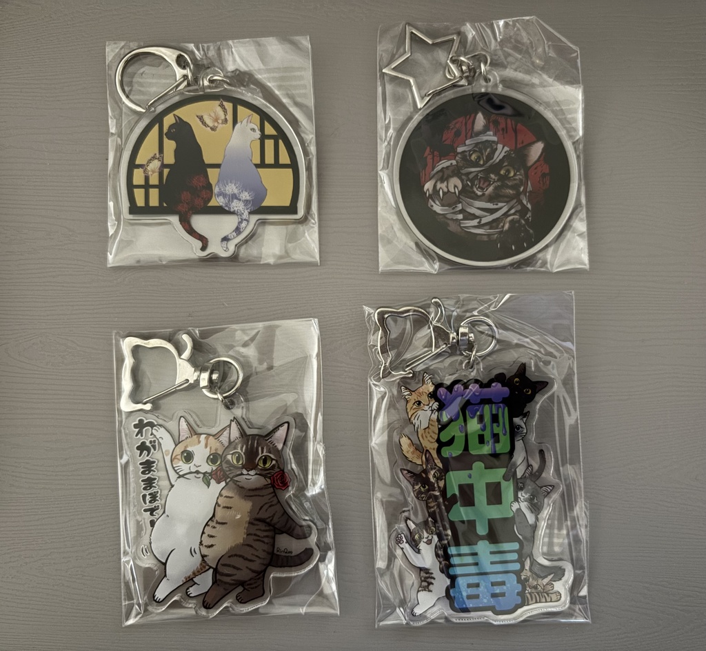 アクリルキーホルダー各種