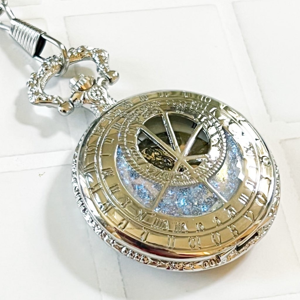 装飾手巻き式懐中時計 真昼の月