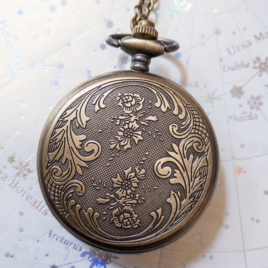 受注再販 電池式 装飾懐中時計 魔法陣