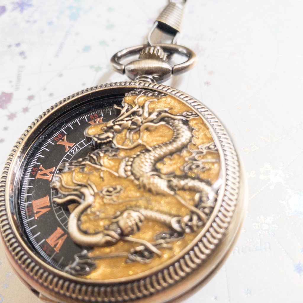 受注再販 装飾手巻き式懐中時計 黄龍
