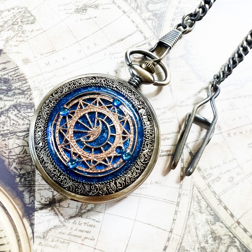 受注再販 装飾手巻き式懐中時計 魔法陣 月