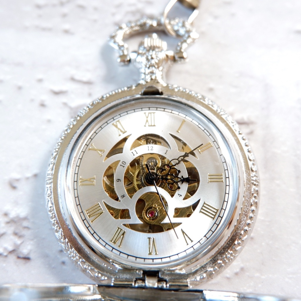 装飾手巻き式懐中時計 真昼の月