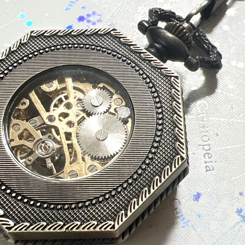 装飾手巻き式懐中時計