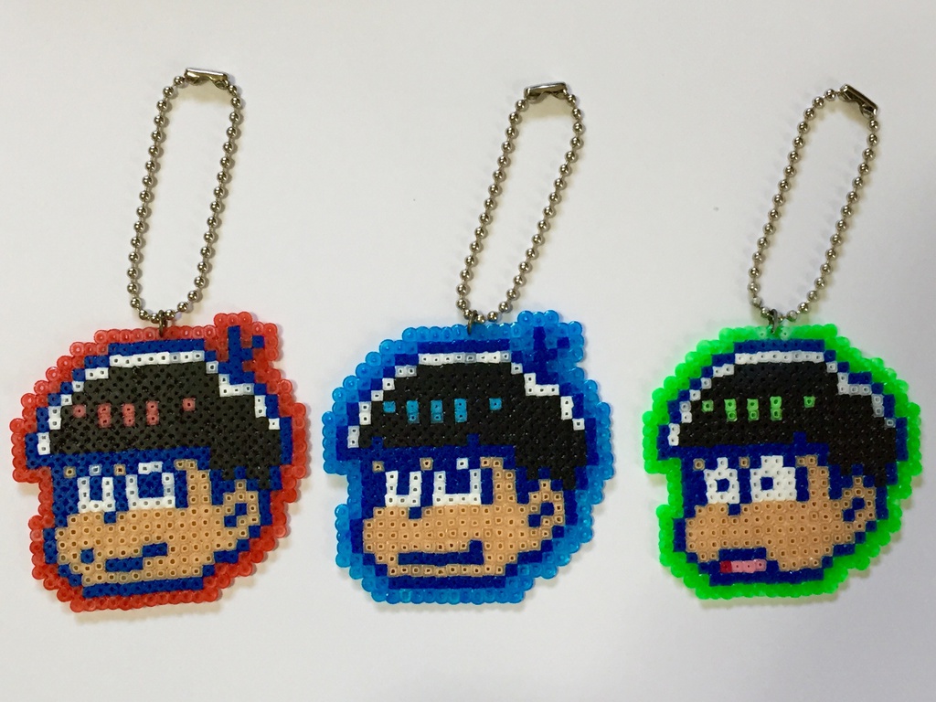 おそ松さんアイロンビーズキーホルダー