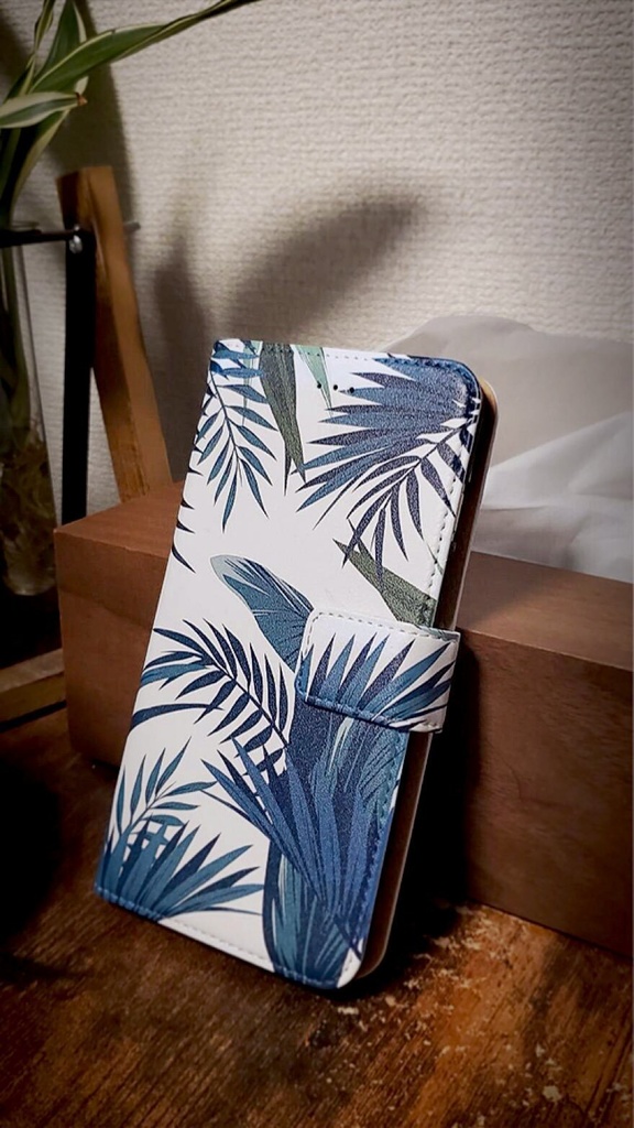 ボタニカル柄 手帳型iPhoneケース