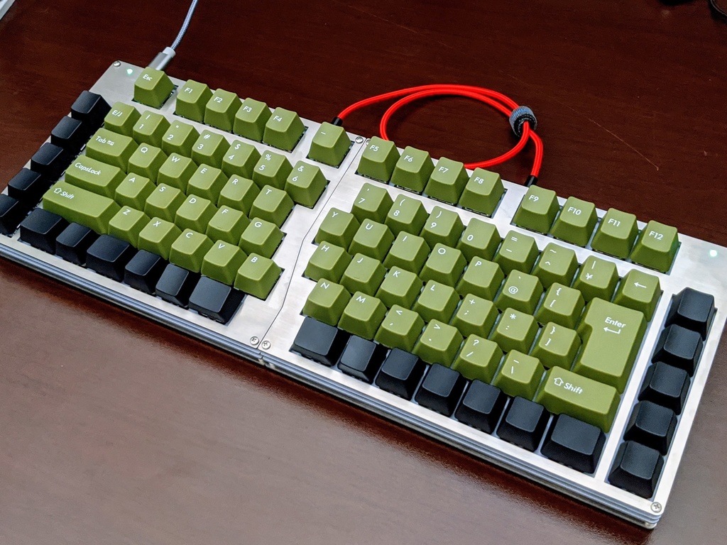 自作キーボードキット「Pistachio」