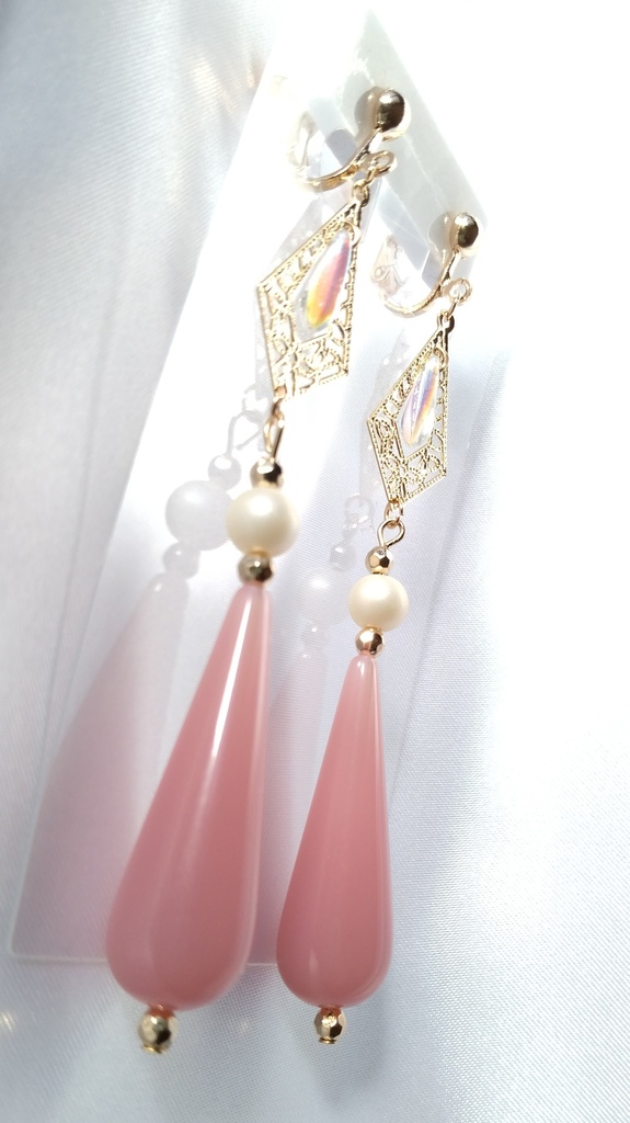 桃雫のキラキライヤリング