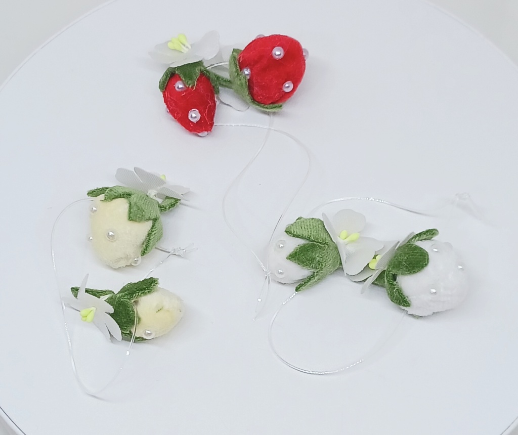 ぬい服 苺コーデセット うさ耳バンド サロペット 10cm 12cmサイズ